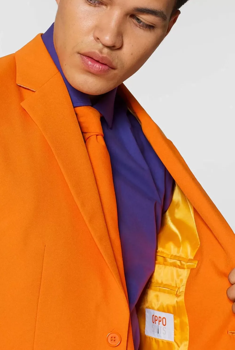 New OppoSuits The Orange