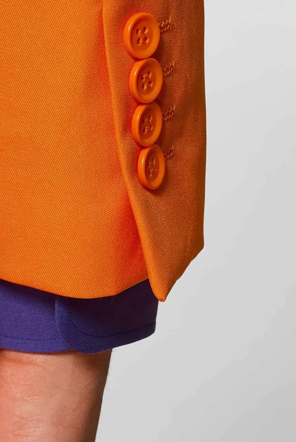 New OppoSuits The Orange